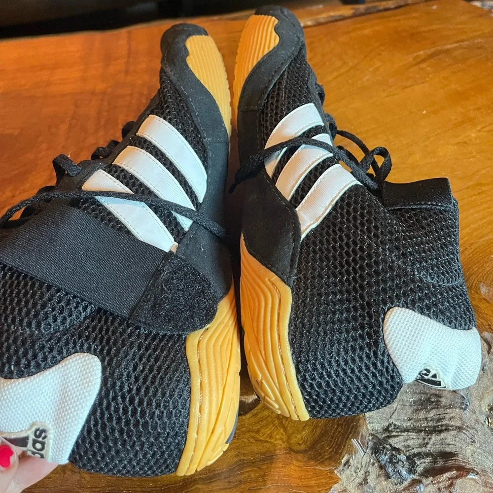 Adidas Mat Hog 2.0 Wrestling Shoes Size 11 Black/White Lightweight Grip Sneakers